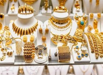 الذهب يهبط بعد تعزيز بيانات الوظائف الأمريكية توقعات رفع الفائدة