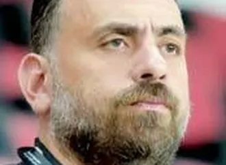 "شوفنا أيام سودة معاه".. نجم الزمالك السابق يهاجم جون إدوارد