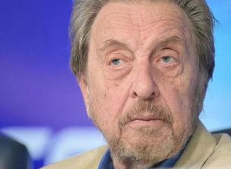 والد إيلون ماسك: العقوبات ضد روسيا "هراء مطلق" وموسكو أفضل مدينة على وجه الأرض