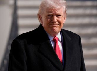 رغم حماية المحكمة.. أميركا ترحل 9 أشخاص إلى الكاميرون