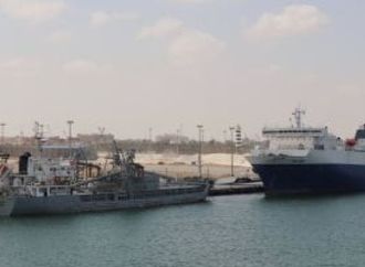 إعادة فتح ميناء العريش البحرى بعد استقرار الأحوال الجوية بشمال سيناء