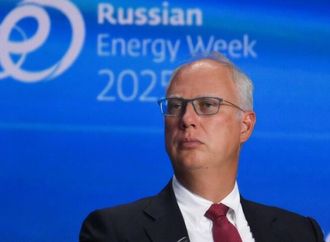 دميترييف: أسعار النفط ستتجاوز 150 دولارا للبرميل قريبا