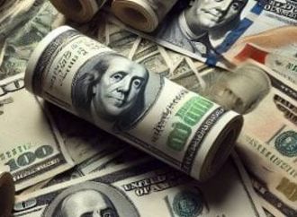 استقرار سعر الدولار مقابل الجنيه فى البنوك اليوم الاثنين 