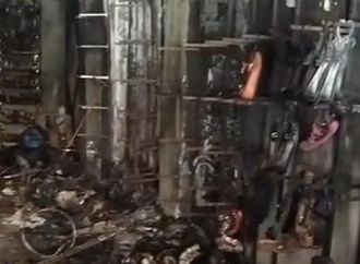 بعد 20 يومًا من افتتاحه.. حريق يلتهم محلًا تجاريًا بكفر الدوار والخسائر تتجاوز 5 ملايين جنيه