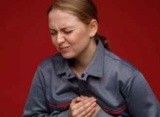 أعراض النوبة القلبية عند النساء.. علامات خفية لا يجب تجاهلها