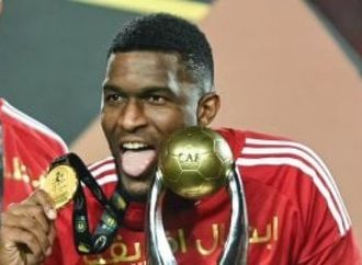 شبح تكرار سيناريو موديست وجراديشار يُخيم على الأهلى فى ملف المهاجم الأجنبى