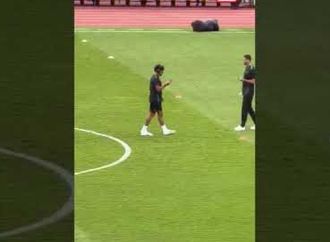 استعدادات لاعبى الأهلى ومودرن سبورت فى ستاد القاهرة قبل مواجتهم فى الدوري