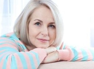 نظام غذائى لفترة انقطاع الطمث.. للسيطرة على الأعراض ودعم العظام والقلب