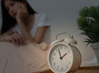 تنام أقل من 7 ساعات؟.. ما يحدث لضغط دمك قد يفاجئك