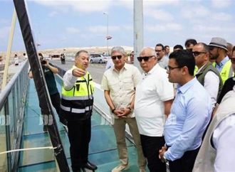 وزير السياحة والآثار ومحافظ مطروح يتفقدان عددًا من المشروعات السياحية والتنموية بالمحافظة