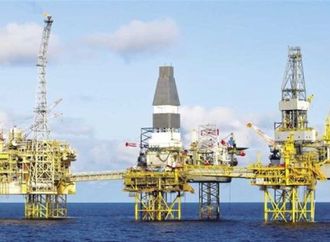 الغاز الطبيعي يتراجع مع دفء الطقس وتوازن الإمدادات في الأسواق العالمية