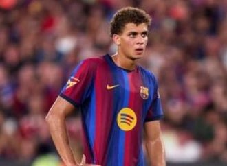 برشلونة يسجل حمزة عبد الكريم ضمن قائمة الفريق الأول