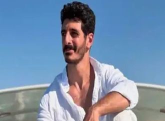 مصر.. عودة "شاكر محظور" للبث المباشر تفتح ملف أمواله وهدايا "تيك توك"
