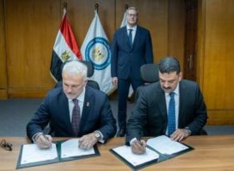 وزير البترول يشهد مذكرة تفاهم مع OZ Mining لتقييم تواجد الذهب بالصحراء