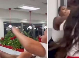 لقطات تظهر شجارا عنيفا داخل مطعم شهير في كاليفورنيا (فيديو)