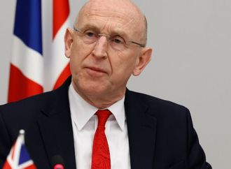 "تلغراف": وزير الدفاع البريطاني مرشح محتمل لخلافة ستارمر