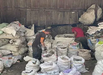 أرقام صادمة.. بكام وصل طن البلاستيك والكانز في سوق إعادة التدوير؟