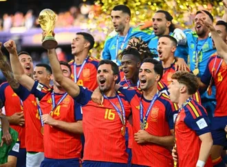 إسبانيا تتوج بكأس العالم للمرة الثانية في تاريخها