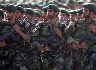 الحرس الثوري الإيراني: مقتل 3 من قواتنا في الهجمات الأمريكية فجر اليوم على محافظة خوزستان