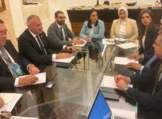 وزير السياحة والآثار يلتقي نظيره المالطى لبحث تعزيز التعاون بين البلدين