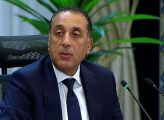 هل تنخفض أسعار الوقود قريبا؟.. رئيس الحكومة يجيب