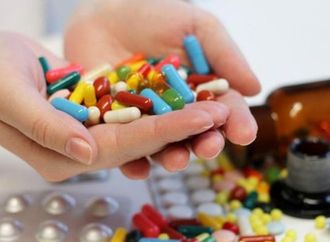 الغرف التجارية: ارتفاعات متوقعة بأسعار الأدوية مع زيادة الدولار