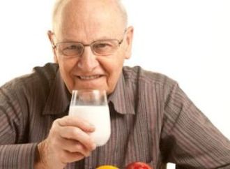 النظام الغذائى الشتوى لكبار السن.. أفضل أطعمة لتعزيز المناعة وصحة المفاصل