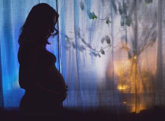 مفاجأة غير سارة: بعض علاجات الخصوبة ترتبط بمرض التهابي خطير لدى الأطفال
