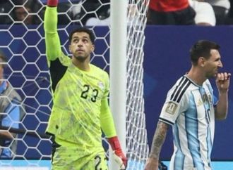 فالنسيا يرد على أنباء التعاقد مع مصطفى شوبير من الأهلي