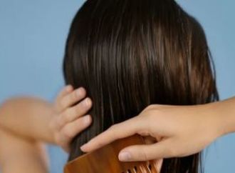 5 خطوات تقوى الشعر وتحافظ عليه من التساقط.. النتيجة تستحق التجربة