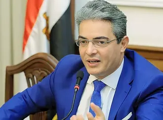 منع ظهور محمد فاروق واستدعاء هاني حتحوت.. قرارات جديدة لنقيب الإعلاميين