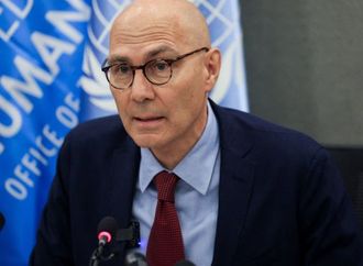 الذكاء الاصطناعي ربما يشكل "خطرًا وجوديًا على البشرية".. تحذير من داخل الأمم المتحدة
