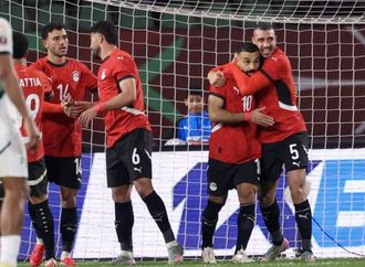 بهذه الطريقة.. علاء مبارك يتفاعل مع تأهل منتخب مصر لنصف نهائي كأس إفريقيا