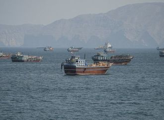 هيئة بحرية: اشتعال النيران في سفينة وغرقها قبالة سواحل عُمان 