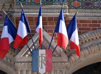 قناة: ارتفاع عدد ضحايا الانهيارات الثلجية في جنوب شرق فرنسا إلى ثلاثة