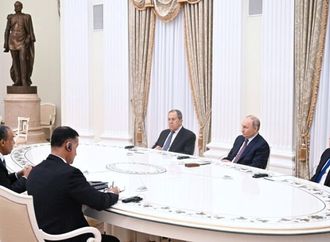 رسالة مكتوبة بشكل خاص من السيسي لبوتين.. وزير الخارجية المصري يكشف عن خطوة مصرية 2026