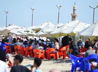 سمسمية ورياضات مائية في شاطئ مدينة بورفؤاد.. والحدائق والمنتزهات كاملة العدد خلال احتفالات عيد شم النسيم