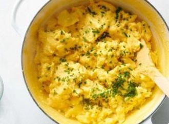 سحور 19 رمضان.. طريقة عمل بطاطس بورية بالبيض المخفوق