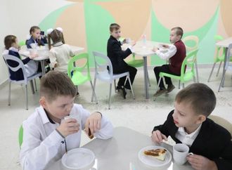 بريطانيا تحارب السمنة في المدارس