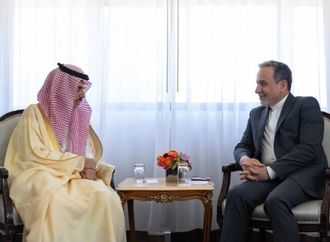 عراقجي يكشف تفاصيل اتصاله مع بن فرحان ويعرض وساطة إيران بين السعودية والحوثيين