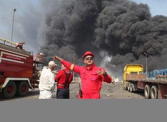 مصرع 11 شخصا في انفجار صهريج وقود غرب إيران (فيديو)