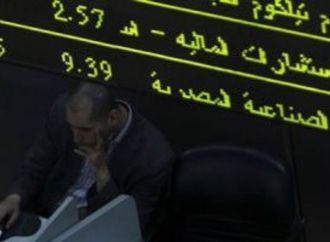 صيد الكبار بالبورصة.. العقارات والخدمات المالية تحتكران نصف سيولة السوق