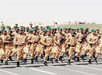 الجيش الكويتي: الدفاعات الجوية تتصدى لهجمات صاروخية ومسيرات معادية