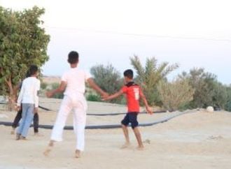 أطفال سيناء: شكرا حسام حسن.. ومنتخبنا شرف الكرة الأفريقية.. صور 