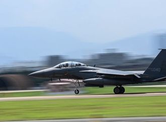 سيلفي كلف 600 ألف دولار.. سلاح جو كوريا الجنوبية يعتذر بعد تصادم مقاتلتين