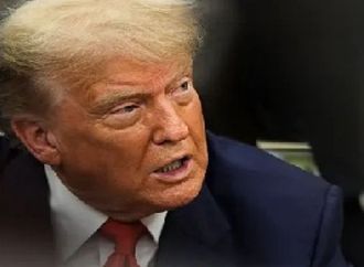 ترامب يهاجم إيران بسبب مضيق هرمز: تقوم بعمل مخز.. وهذا ليس الاتفاق الذي بيننا