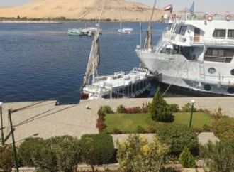 بطقسها وطبيعتها الساحرة.. أسوان تتألق مع انطلاق الموسم السياحي الشتوي.. صور