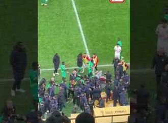 انفعالات و مشاحنات لحظة احتساب ركلة جزاء المغرب