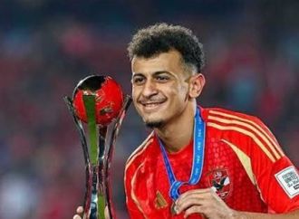 عمر الساعي كلمة السر.. مفاجأة محتملة من عموتة في قمة الأهلي والزمالك