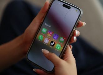 تركيا تمرر قانونًا يحظر مواقع التواصل الاجتماعي على من دون 15 عامًا